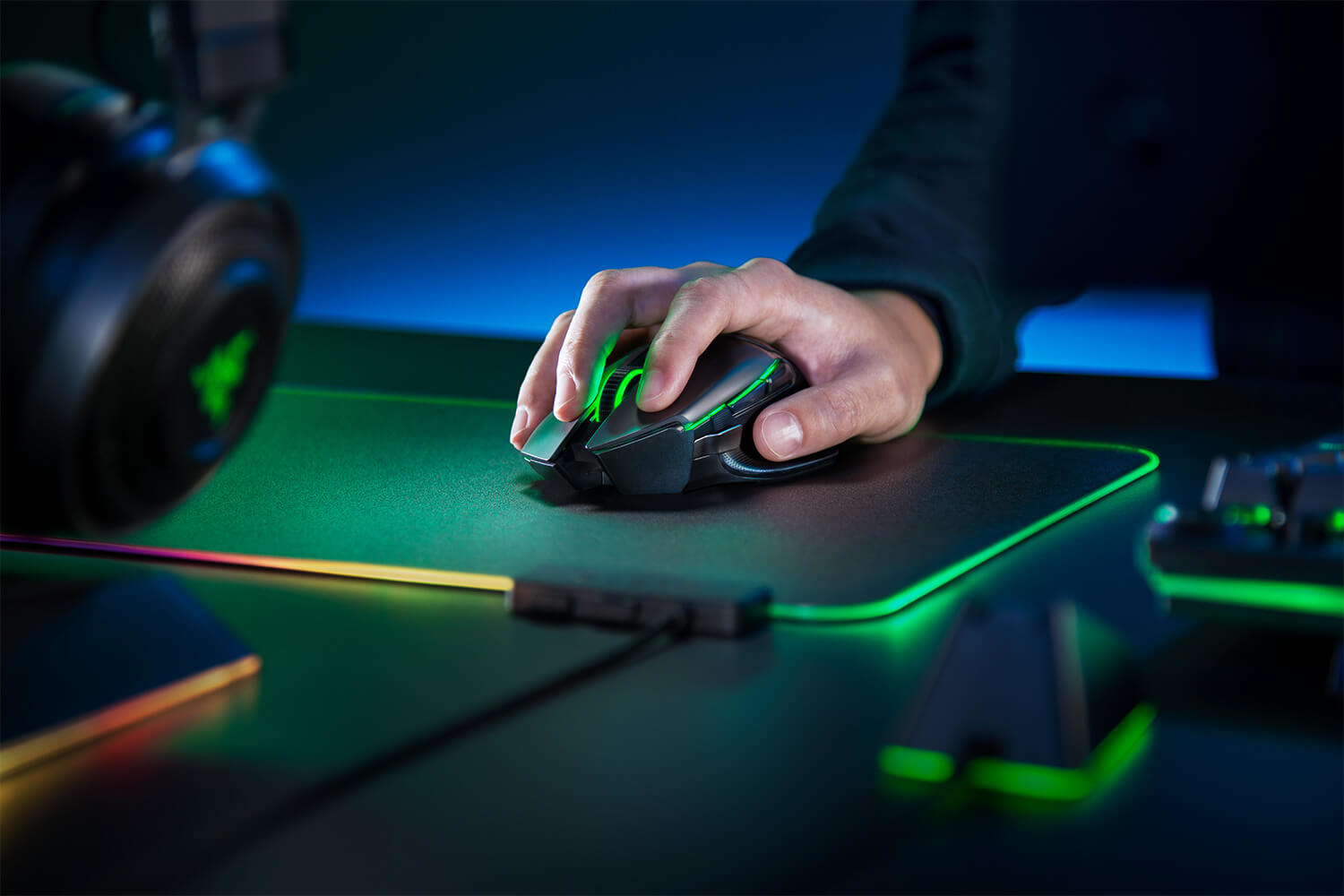 Razer Basilisk Ultimate Gaming Mouse Wireless RF 20.000 DPI RGB ohne Dock