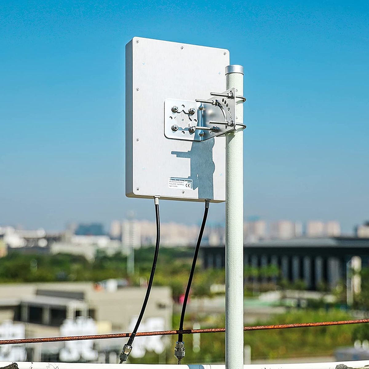 KASER 4G LTE 5G Antenne Outdoor Mimo Richtantenne 698-2700 | 3300-3800 MHz Bis zu 12dBi Verstärkung kompatibel 5g 4g Router N-SMA Ausgang mit TS9 adapter Inklusive Verlustarme Kabel 10 Meter -Model V3