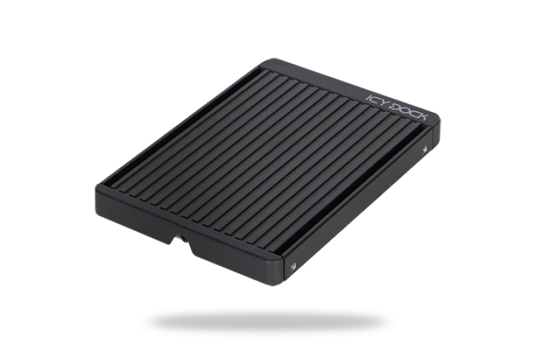 ICY DOCK EZConvert MB705M2P-B - M.2 NVMe PCIe 3.0/4.0 SSD zu 2,5 Zoll SFF-8639 NVMe U.2 SSD Format Konverter/Adapter mit integriertem Kühlkörper ICY DOCK EZConvert MB705M2P-B - M.2 NVMe PCIe 3.0/4.0 SSD zu 2,5 Zoll SFF-8639 NVMe U.2 SSD Format Konverter/Adapter mit integriertem Kühlkörper